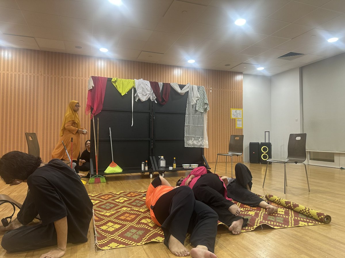 RP_Pentas's tweet photo. Lying down in the middle of training? 🤫 https://t.co/3LBPOi1aj8