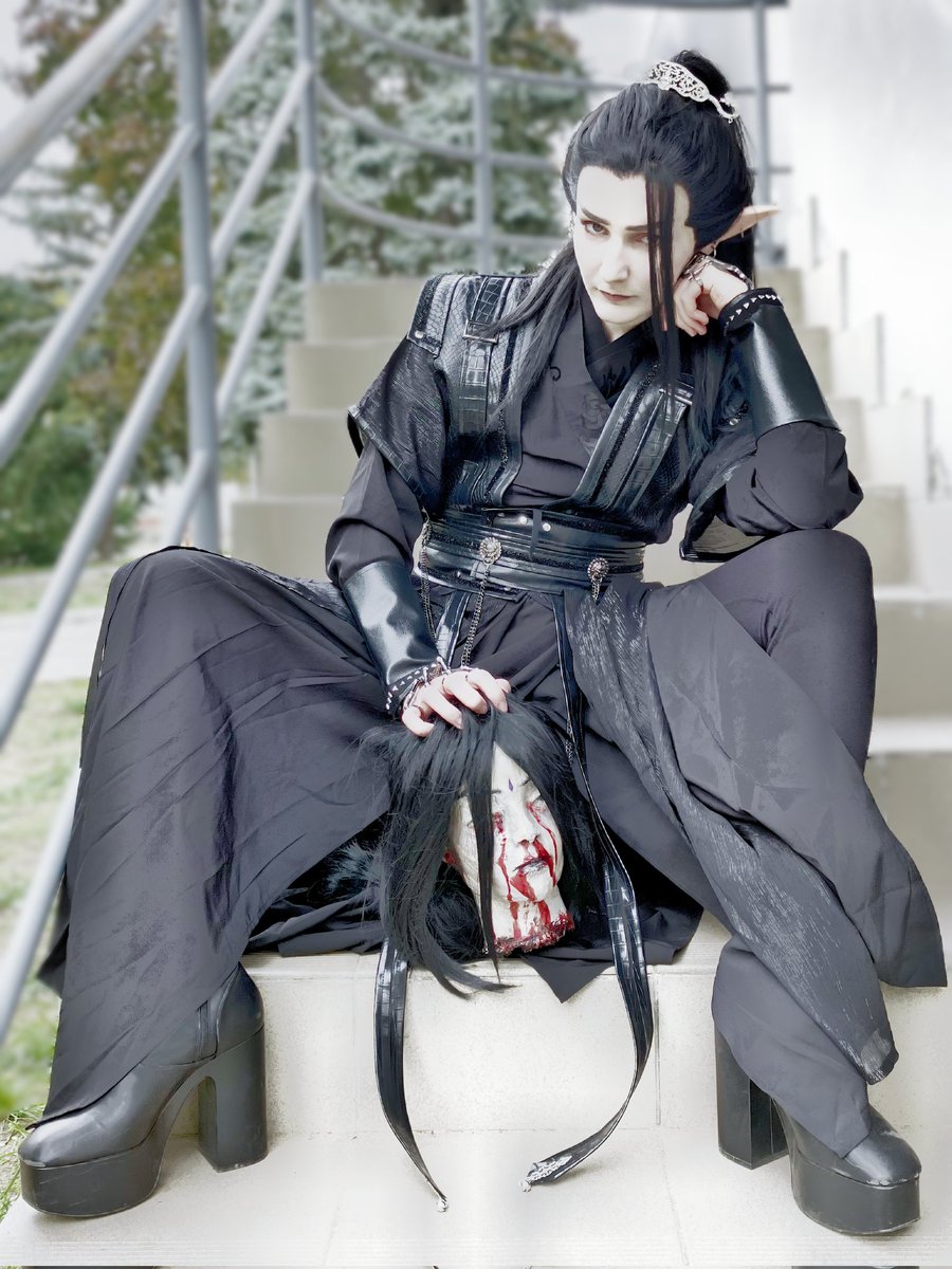 I did a He Xuan cosplay 🐟

#天官赐福 #TGCF #tianguancifu #hexuan