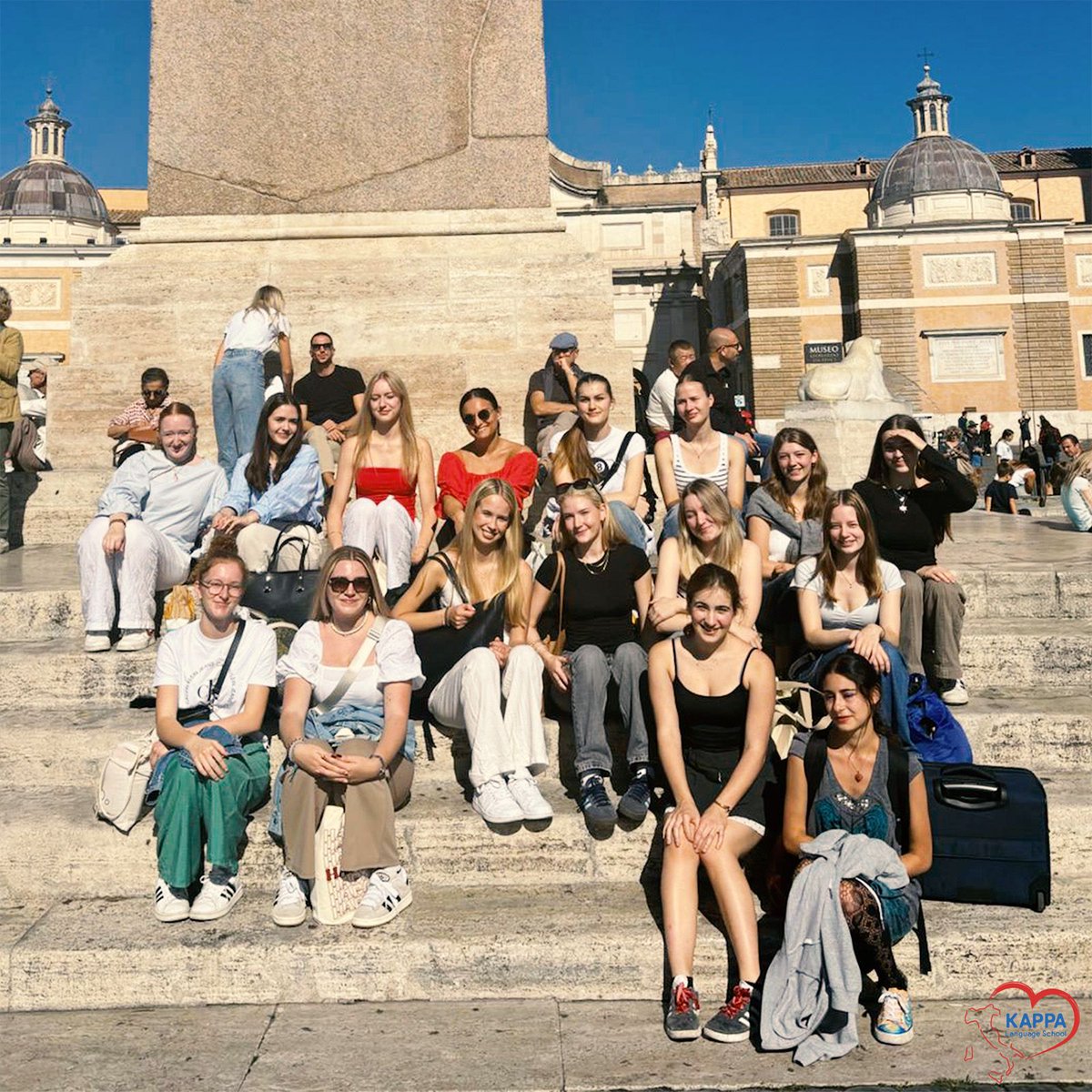 kappalanguage's tweet image. Le foto di un'"ottobrata romana" baciata dal sole a villa Borghese, in compagnia delle nostre studentesse au pair! &amp;lt;3 🌞 

#learnitalian #iostudioconkappa #italianoL2 #italiancourse