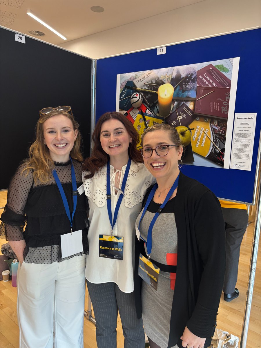 Bhí lá iontach againn an Déardaoin seo caite ag Research on the Walls, imeacht taighde de chuid <a href="/DCU/">Dublin City University</a>.

Go hálainn foghlaim faoin taighde nuálach atá ar siúl san ollscoil agus deas ár dtionscadail féin a chur in iúl go cruthaitheach. 

<a href="/OrlaithNiIci/">Orlaith Hickey</a> <a href="/FiontarGaeilge/">Fiontar & Scoil na Gaeilge (DCU)</a> <a href="/DCUGradStudies/">DCU Graduate Studies Office 🎓</a>