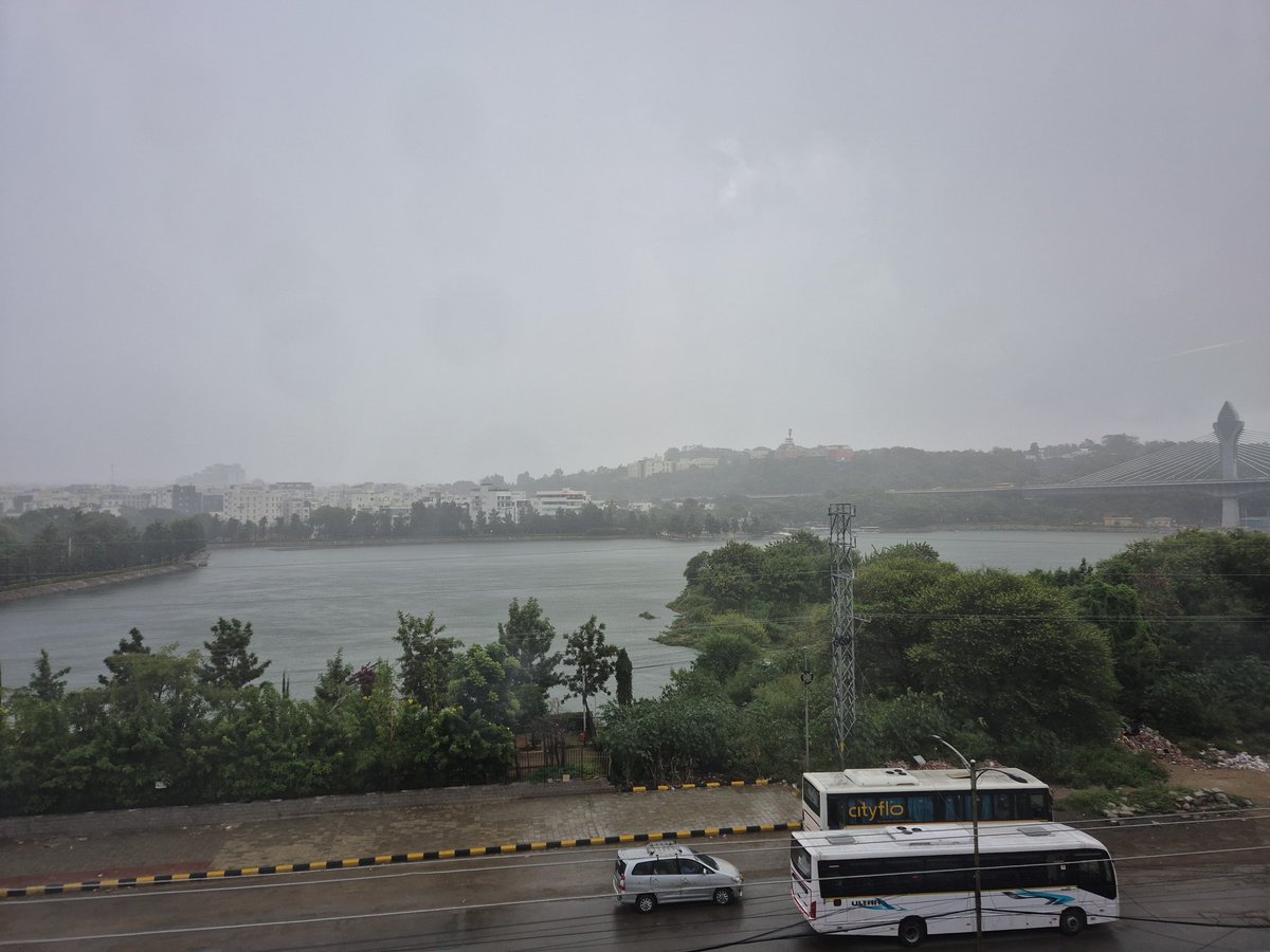 Manoj Kumar tweet media