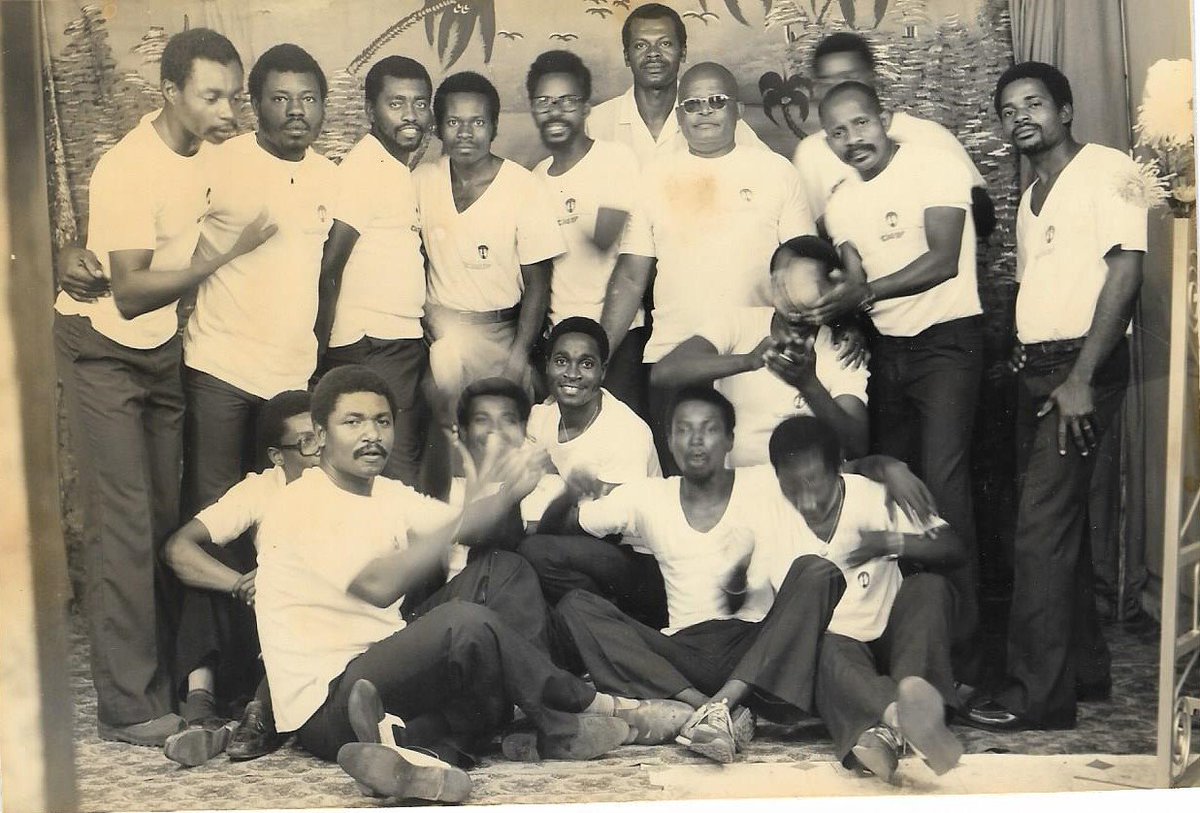 CnniiGabon's tweet photo. Photo souvenir personnel CNI de POG, 17 Août 1981. Célébrons nos anciens, nos anciennes. Excellente semaine chez vous !! @CnniiGabon https://t.co/NqIAaC2xaJ