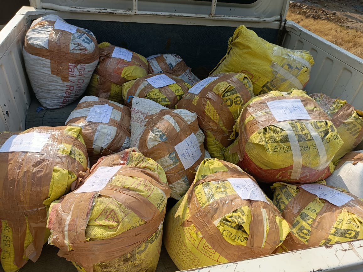 LudhianaSWSP's tweet image. To match with the pre-requisite standards and procedures for the construction of Water Treatment Plant, today samples to conduct material testing have been taken from the site at Bilga, by the engineering team. 

#municipalcorporationludhiana #lbwss #pmidc #surfacewater