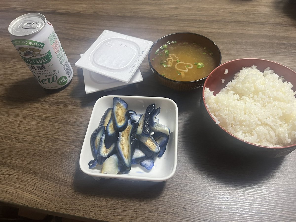 ひさ tweet media
