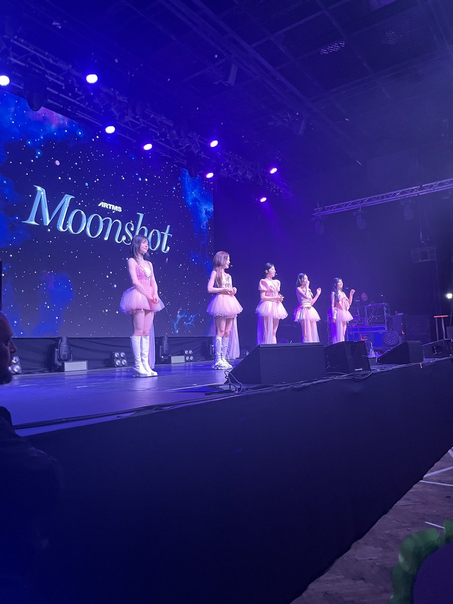 janniara721's tweet photo. The best day of my life, thank you artms for making this day so special๐
I love you and im glad for all the interactions. I still canโt believe that I have a photo with all of the girls
See you next time my lomls๐ #ArtmsInWarsaw #artms #artmsmoonshot #moonshot https://t.co/JzfL7UGmJz