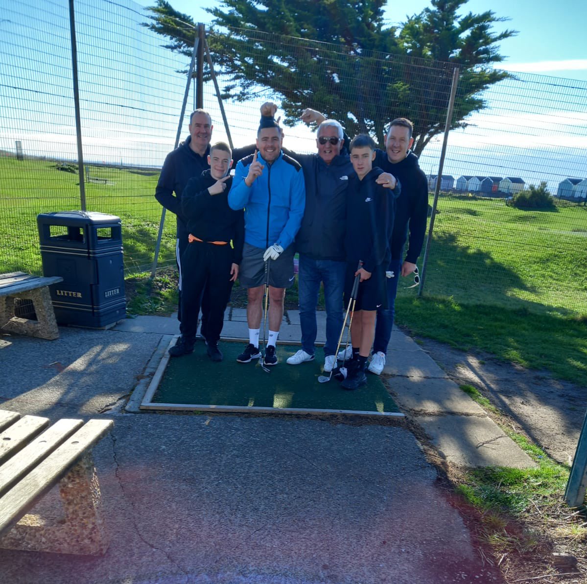Stunning day on the links! 🏌️‍♂️☀️ 

Congratulations to Paul hole in 1 on the 3rd hole! ⛳️👏

#littlelinksgolf #pitchandputt #stannes #golfers