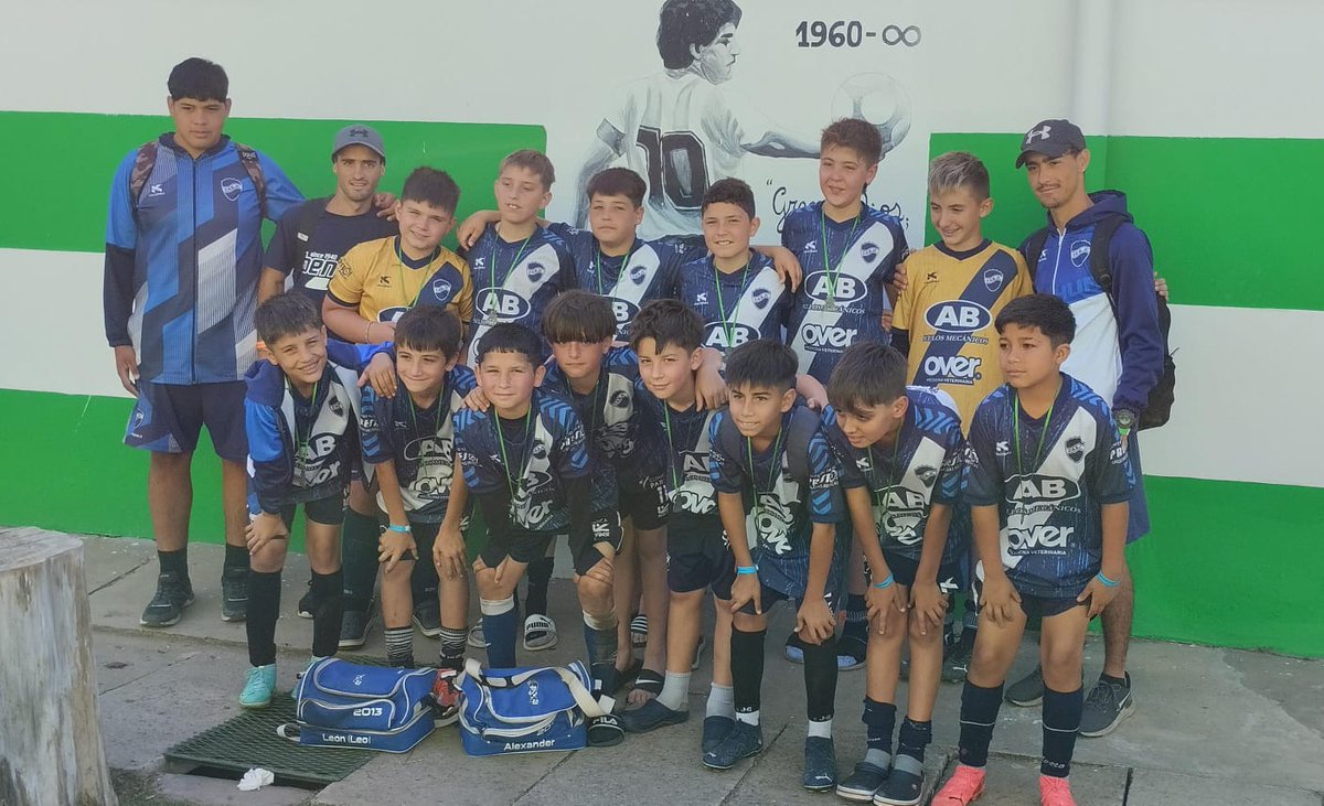 clubbenhur's tweet photo. ⚽️ #Infantiles. Este fin de semana, los #Lobitos participaron del torneo organizado por el Club Unión de Sunchales. Compitieron los equipos de las #Cat2015, #Cat2013 y #Cat2012. Esta última, se consagró Subcampeón en Copa de Plata.
#VamosBenHur 🔵⚪🔵 https://t.co/sbQgqL4njx