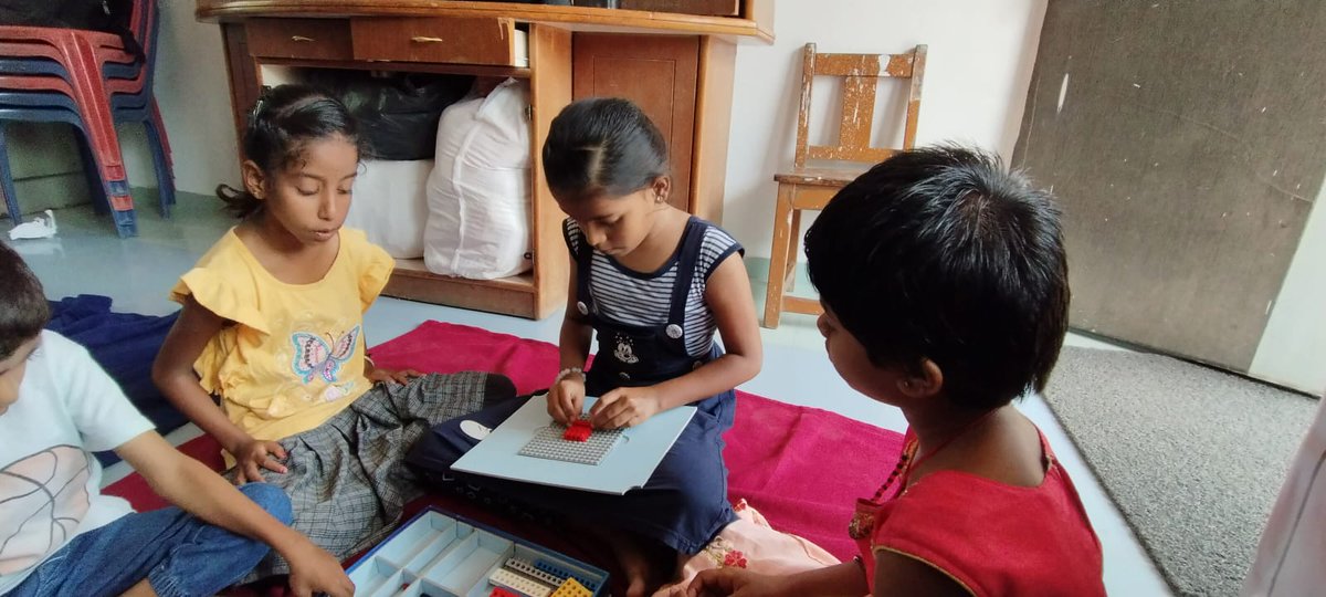 VaaniDCF's tweet image. 📷 Explore the wonders of STEM with VAANIDCF &amp;amp; STEMLABS!
STEM-education opens doors to endless possibilities, We&apos;re passionate about nurturing young minds through hands-on learning and discovery.
#Walkwithvaani #STEMlabs #STEMEducation #ScienceTechnologyEngineeringMathematics