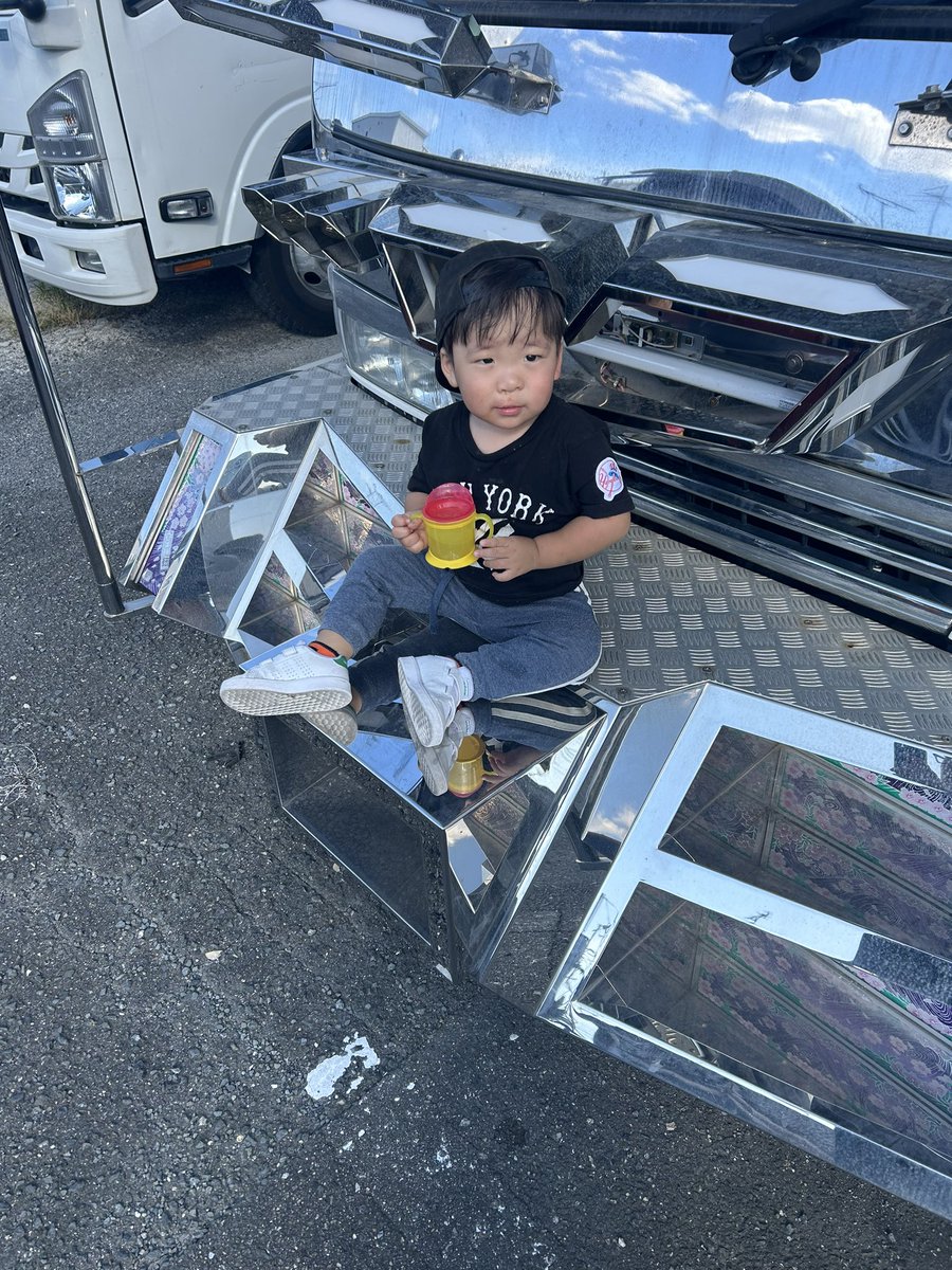RhvPj's tweet photo. なんか2歳なってた https://t.co/p7vim5oeDl