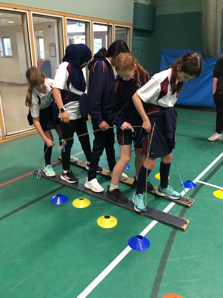 LGGSSport's tweet photo. Fantastic team building event at Lancaster and Morecambe College for some of our wonderful Year 7. Amazing to see team work, and resilience at its finest! https://t.co/yL3XSQzXhE