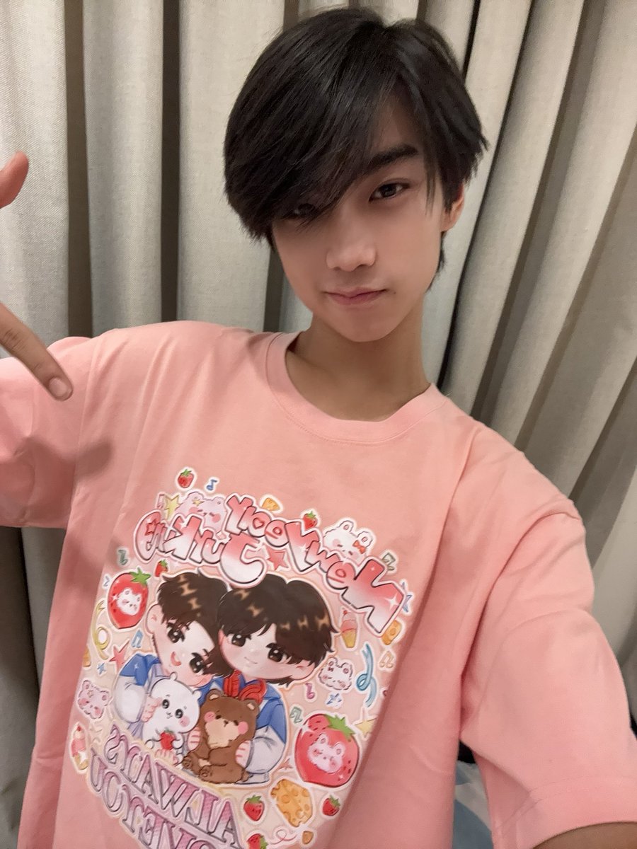 เสื้อสวยมากกเลย🍔 #newyearjur