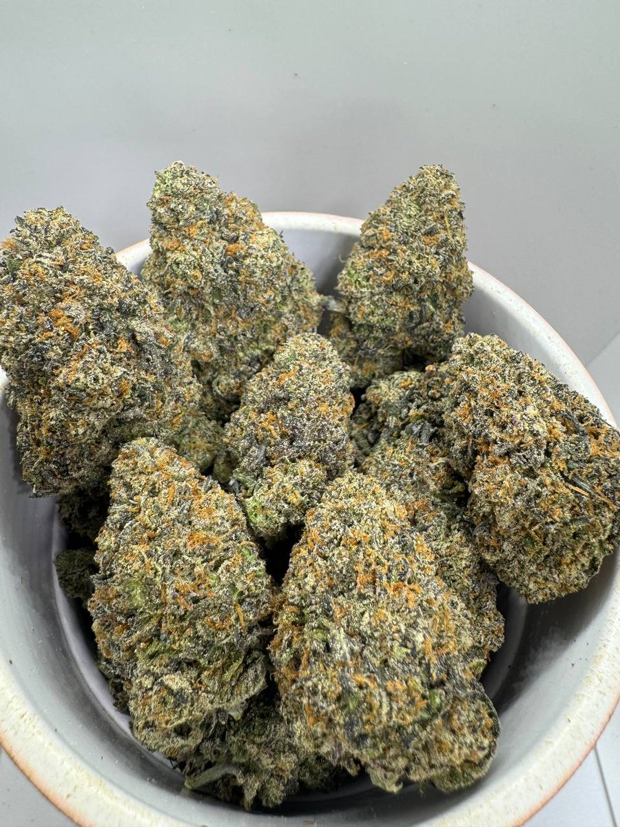 mikelbricks420 (@mikelbricks420) on Twitter photo 