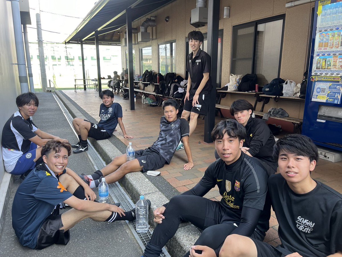 matsudofcCUP's tweet photo. 第2回MCFC主催ライズカップ
出場チーム紹介

優勝チーム
常中OB

#MCFC主催ライズカップ
#ライズカップ
#フットサル
#松戸
#松戸シティfc
#株式会社ライズ https://t.co/Qnb5TB4qqX