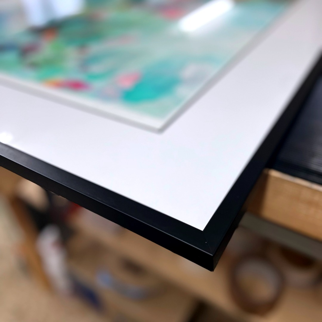 A lovely pop of colour! 🎨

Recent framing job on this brilliant print, framed using a smooth black mono moulding with simply black &amp; white double mounts!

Get in touch with all your own framing requirements 🙌

#art #print #bespoke #framing #mono
