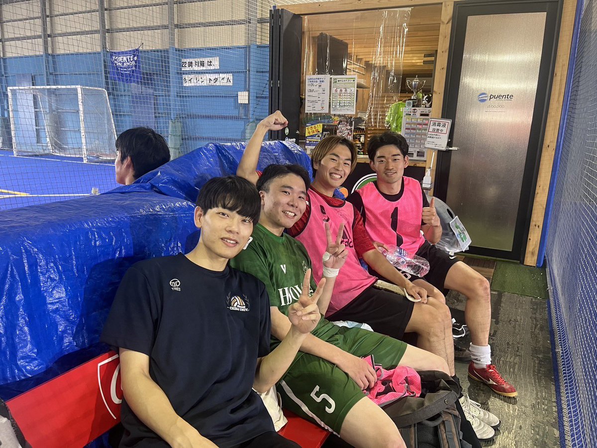 matsudofcCUP's tweet photo. 第2回MCFC主催ライズカップ
出場チーム紹介

ばりうまっ！！

#MCFC主催ライズカップ
#ライズカップ
#フットサル
#松戸
#松戸シティfc
#株式会社ライズ https://t.co/yhIsJQmDzj