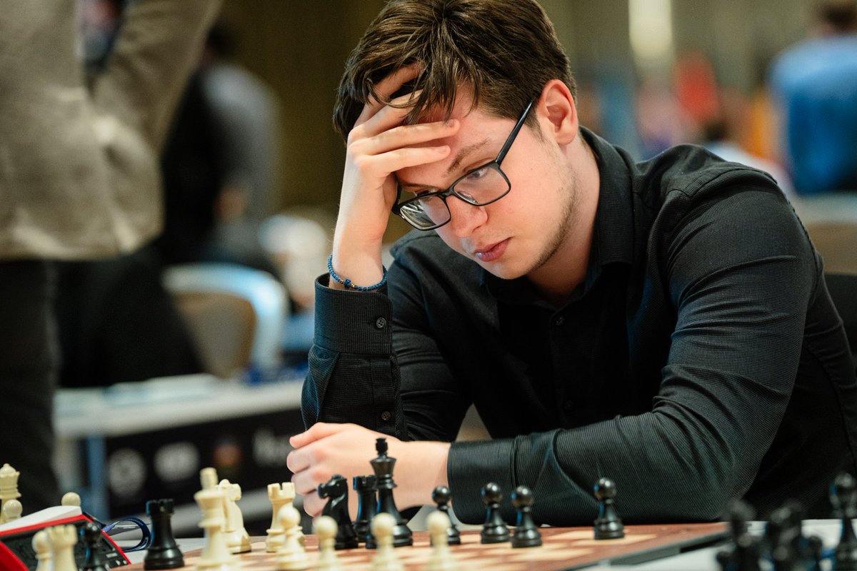 chess24 tweet media