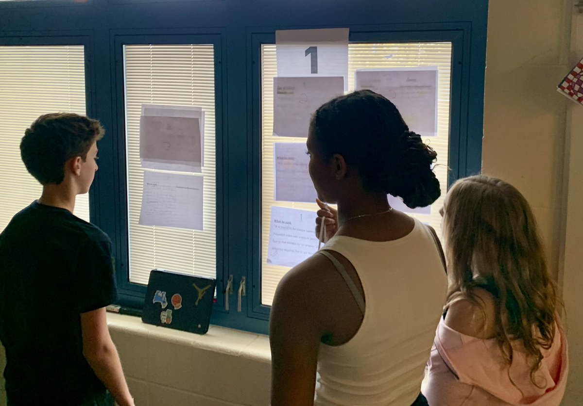 Mr_Beltran_NMS's tweet photo. Students doing some vertical learning with T. Paine’s Common Sense on Friday. #NoviTogether @novi_ms https://t.co/BV1xkhSagI