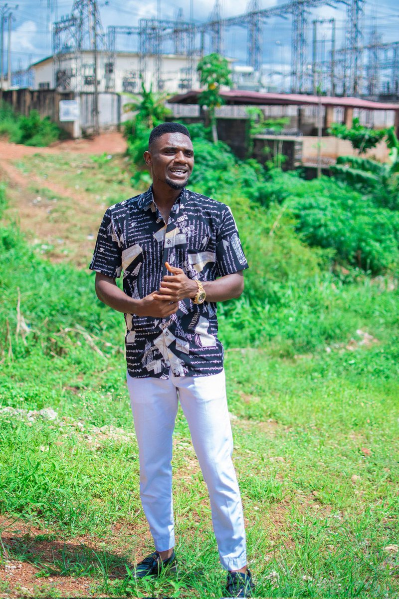 johnsoncrystalk's tweet photo. Starting the new week with a strong mentality and a positive spirit 💪🏾

#Hopefulme #JCK #CompleteMan https://t.co/i7oK1b8MtF
