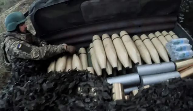 DefenseMirror's tweet image. Iranian-Made 125mm Tank Shells Supplied to Ukrainian Forces: defensemirror.com/news/37906/Ira…

#125mm #tank #shells #ammo #ammunition #SpecialMilitaryOperation #Russia #Ukraine #UkraineConflict #RussiaUkraineWar #UkraineWar #RussianInvasion