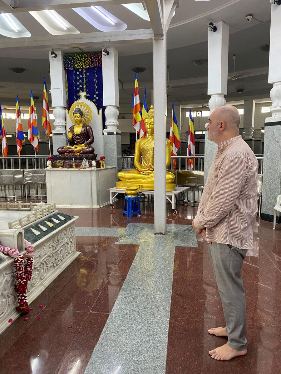 AusCG_Mumbai's tweet photo. A few days before #AshokaVijayaDashami, I had the opportunity to visit #Nagpur’s sacred #Deekshabhoomi.

I enjoyed learning more about the Buddhist memorial, where Dr BR #Ambedkar embraced Buddhism on 14 October 1956.

His values have contributed strongly to 🇮🇳's global esteem https://t.co/LJqOhQV6Yb