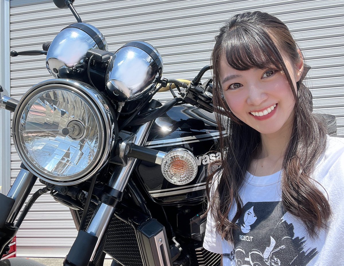 yuzunekoninja's tweet photo. 2024年にこだわってる理由はいくつかあって、1番の理由は「ZRX復活記念グッズ」だからなんです💚

去年から本格的に始めて、今年の2024年についに父の形見であるZRXが復活しました🏍️
その瞬間を私自身が忘れたくなくてグッズ化しようと思いました🙌
内容は私が欲しいと思うグッズを展開する予定です✨ https://t.co/oqVo75e6so