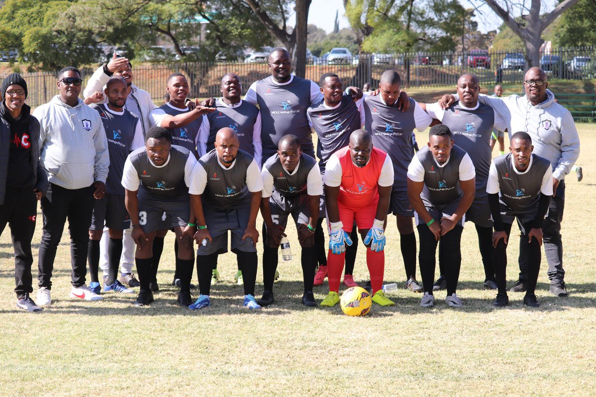 hooligansFC2023's tweet image. 𝐓𝐫𝐚𝐧𝐬𝐟𝐞𝐫 𝐖𝐢𝐧𝐝𝐨𝐰 𝐢𝐬 𝐮𝐩𝐨𝐧 𝐮𝐬 

Those who wish to join the Hooligans, now is the time, DM us.

#HooligansFC✊🏽
#SadliwaSyakwata