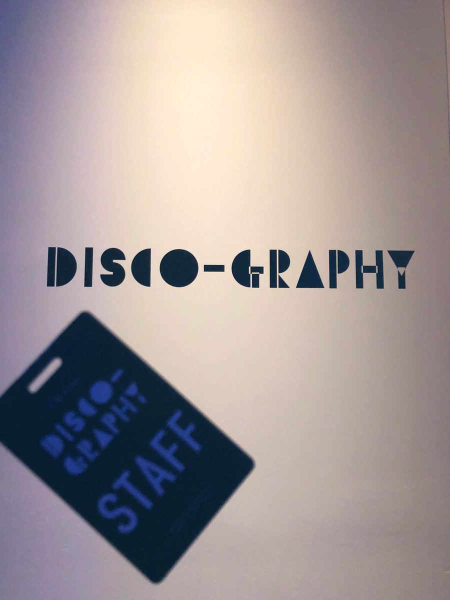 tokyonode's tweet photo. ━━＼閉幕しました／━━ Perfume Disco-Graphy
25年の軌跡と奇跡 ━━━━━━━━━━━

67日間の会期を終え、先ほど閉幕いたしました。

"常に進化しながら"でも"変わらない"チーム・Perfume。
彼女たちの結成から考えたら1/50にも満たない期間ですが、TOKYO NODEもともに追いかけさせていただきました。

Perfumeさん、MIKIKO先生、ライゾマさん、アミューズさんやユニバーサル ミュージックさん、DISCOや本展企画に関わってくださった方々、そしてなによりご来場&応援いただいた皆さまからたくさんの愛をいただき、無事閉幕の日を迎えられたこと、心より感謝申し上げます。

そしてこの展覧会が、彼女たちがこれからも刻むであろう軌跡のひとつとなれたかもしれないことを誇りに思っております。

楽しい2024年の夏とたくさんのご来場、本当にありがとうございました！

------

ご来場の感想、関わった皆さまにもお伝えしますので、ぜひ

#prfmdiscography 

でポストしてください！本日までのお付き合い、ありがとうございました🙇‍♀️

これからのTOKYO NODEにもどうぞご期待ください！

@Perfume_Staff 
@mikiko_san 
@rhizomatiks 

#25年の軌跡と奇跡
#prfm #tokyonode #虎ノ門ヒルズ