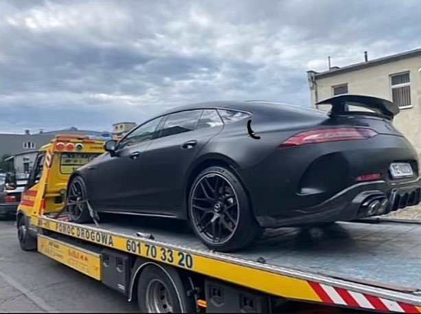 xasfr_'s tweet photo. Nowy mercedes bandury na lawecie #budda https://t.co/7PibVpNEle