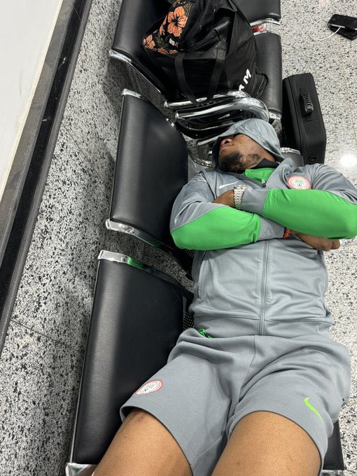 LBSNewsDay's tweet photo. UPDATE 🚨: The Super Eagles of Nigeria have reportedly decided to boycott their upcoming AFCON qualifier against Libya, citing inhumane treatment by Libyan authorities.
#LBSSPORT
#AFCON2025 
#AfconQualifier https://t.co/0E9KLAPA6s