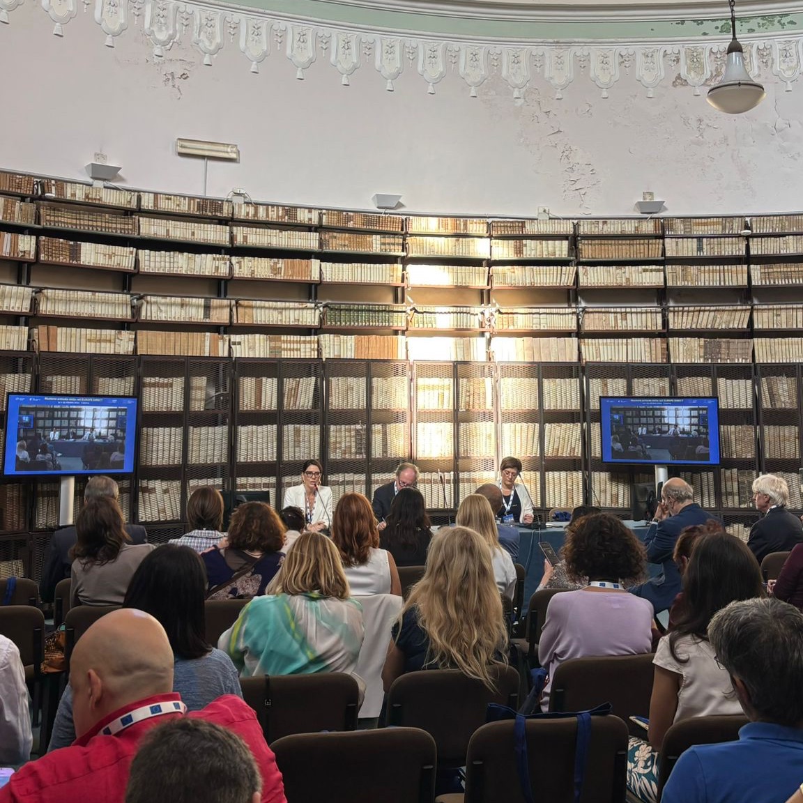 L’Europa in Sicilia!

Al via oggi a Catania la riunione nazionale della rete Europe Direct e dei Centri di documentazione europea di tutta Italia.

Li conosci?  
italy.representation.ec.europa.eu/contatta-lunio…