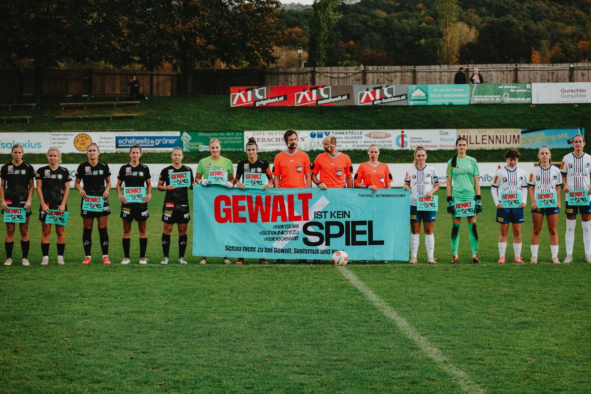 ADMIRAL Frauen Bundesliga (@oefbfrauenbl) on Twitter photo Gewalt ist KEIN Spiel! ❌
FK Austria Wien Frauen 🤝🏼 SCR Altach Frauen 🤝🏼 USV Neulengbach Frauen 🤝🏼 FC Blau-Weiß Linz / Kleinmünchen 🤝🏼 <a href="/fairplayVIDC/">fairplay Initiative</a>
_____
#AdmiralFBL #mitHerz #fairplayaktionswochen #keinspiel #schaunichtzu #keinegewalt 📸 <a href="/FFB_at/">Frauenfussball_at</a> / Patrick Pfundner Gewalt ist KEIN Spiel! ❌
FK Austria Wien Frauen 🤝🏼 SCR Altach Frauen 🤝🏼 USV Neulengbach Frauen 🤝🏼 FC Blau-Weiß Linz / Kleinmünchen 🤝🏼 <a href="/fairplayVIDC/">fairplay Initiative</a>
_____
#AdmiralFBL #mitHerz #fairplayaktionswochen #keinspiel #schaunichtzu #keinegewalt 📸 <a href="/FFB_at/">Frauenfussball_at</a> / Patrick Pfundner
