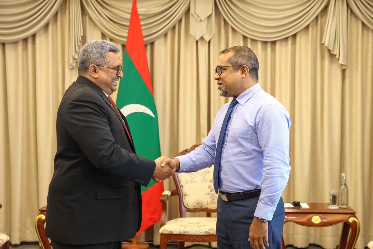 rangasujeewa's tweet photo. Honored to have met with Dr. Abdulla Khaleel, the new Minister of Foreign Affairs, Maldives, to discuss the enduring partnership between Sri Lanka and the Maldives. We explored fresh avenues for collaboration, and I’m excited about the future of our strong bond and the opportunities that lie ahead for both nations.

#SriLanka #Maldives #Diplomacy #Partnership #RangaGoonawardena #HighCommissioner #StrongerTogether