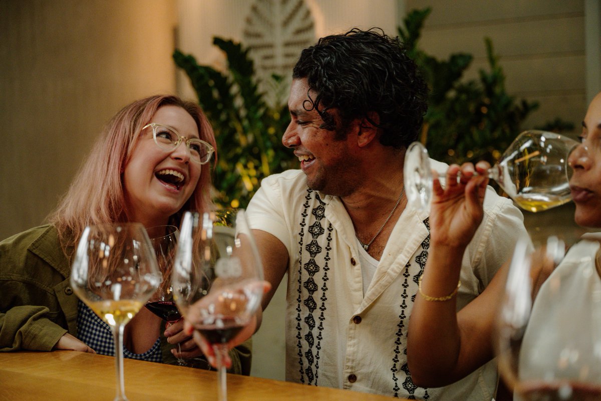 Happy Thanksgiving!  🦃 🍷

From all of us at Big Head Wines, we hope you enjoy a wonderful day with your loved ones!

<a href="/daniel/">daniel</a>.neuhaus