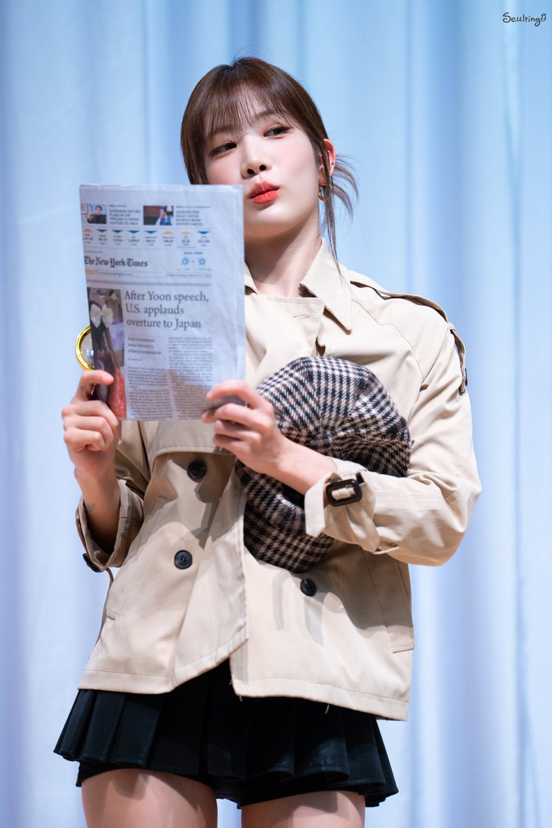 Seulring0818's tweet photo. 불가능을 제외하고 남은 것은 아무리 믿을 수 없어도 진실이다.  -김립
241004 팬사인회 셜록홈즈

#ARTSM #아르테미스 #김립 #KimLip https://t.co/7OhHnrSOLY