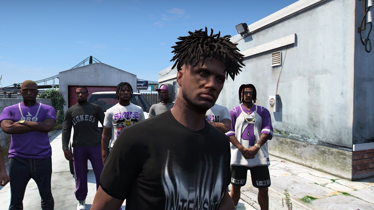 carson_gta's tweet photo. …“9 Dogs”のGlen…
OG Pさんから聞いてるぜ、出所早々殺しにタタキに大忙しだってな

で、俺に何の用だ？ https://t.co/BoCncngkrn