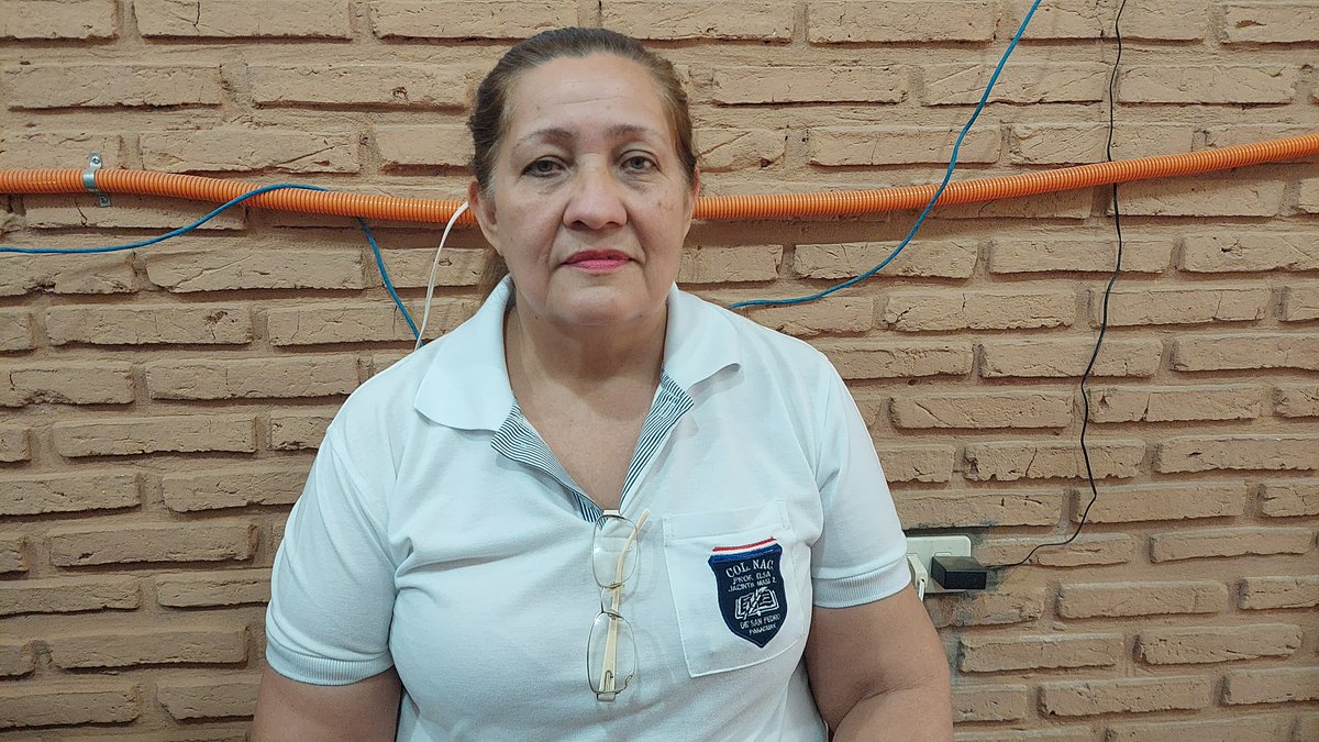 #PrecisandoLaMañana <a href="/IcoZara17/">Federico Zaracho</a> entrevista a la 🗣️ Lic. Evangelista González, directora del Colegio Nacional Elsa Jacinta Masi de San Pedro de Ycuamandyyú