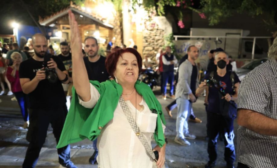 pasok_hooligans's tweet photo. ΚΑΛΑ ΕΊΝΑΙ ΔΥΝΑΤΟΝ? ΕΣΕΙΣ ΤΟ ΚΟΜΜΑ ΤΗΣ ΑΡΙΣΤΕΡΆΣ ΚΑΙ ΤΗΣ ΟΙΚΟΛΟΓΊΑΣ ΝΑ ΑΠΟΚΛΕΙΕΙ ΈΝΑΝ ΔΗΜΟΚΡΑΤΙΚΆ ΕΚΛΕΓΜΈΝΟ ΆΝΘΡΩΠΟ.
ΕΊΜΑΣΤΕ ΣΤΟ ΠΛΕΥΡΌ ΑΥΤΗΣ ΤΗΣ ΚΥΡΙΑΣ, ΚΑΛΑ ΣΑΣ ΚΑΝΕΙ ΚΑΙ ΚΥΝΗΓΑΕΙ ΝΑ ΣΑΣ ΣΒΕΡΚΩΣΕΙ.
ΜΙΣΟ ΛΕΠΤΟ ΝΑ ΓΙΝΕΙ ΤΟ ΠΟΠ ΚΟΡΝ ΜΑΣ ΚΑΙ ΣΥΝΕΧΊΖΟΥΜΕ.
#PASOK #συριζα_τσιρκο https://t.co/SRyidb6gkx