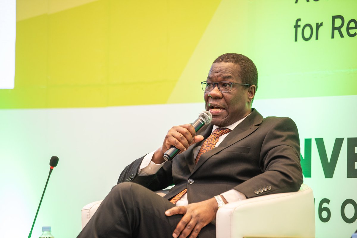 IRENA's tweet image. 🌍 The first panel at the #APRAfrica Investment Forum sparked dynamic discussions among ministers from APRA countries. 

They delved into national priorities and strategies, tackling real-life challenges their nations face in accelerating renewable energy deployment.