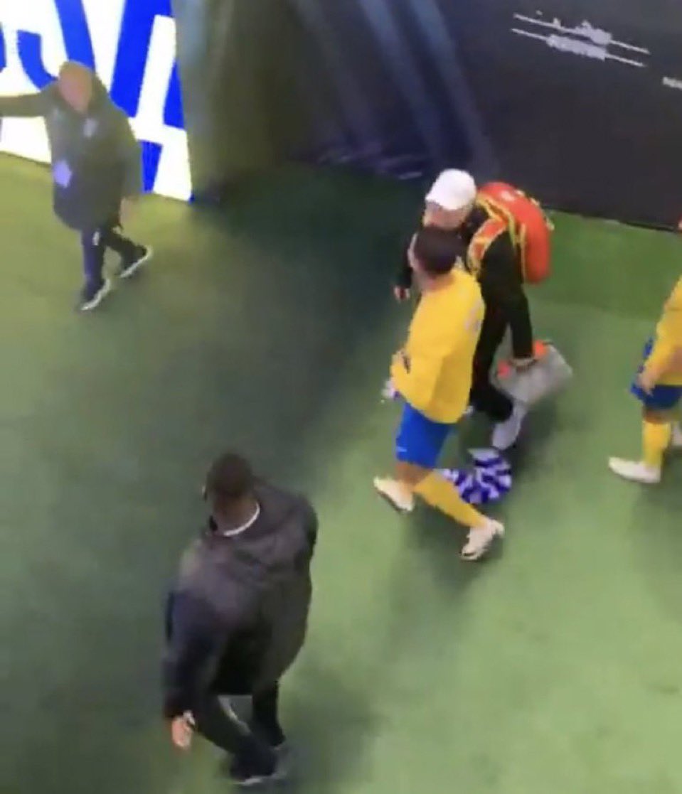 اهان شالهم و يبونه يلعنم الوضاعة ، و مازلات مقولة مورينهو للان تطبيق