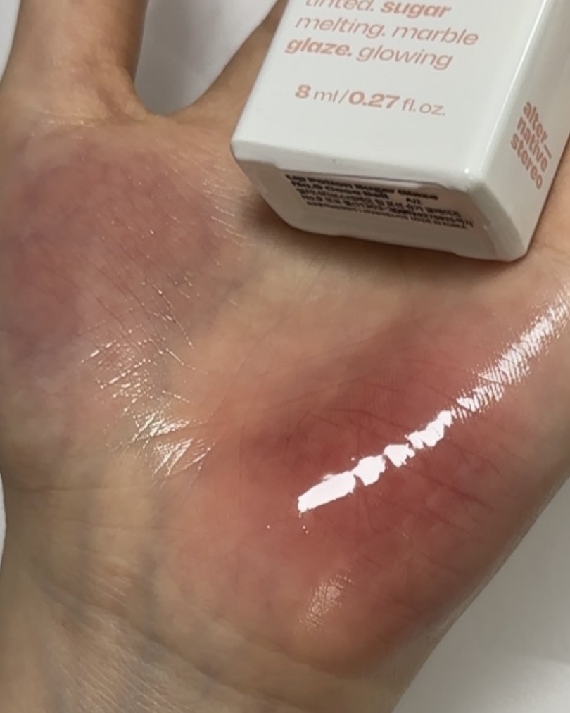 mokinsthat's tweet photo. 이렇게 맑은 모브는 생전 처음 보는듯 도대체 뭘 만든 거예요 얼터 이것 뭐에요 진짜 https://t.co/SCRmmjT7Ja
