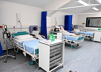 NorthumbriaUni's tweet image. A brand-new healthcare training facility which has been developed with support from Northumbria University to be used by students on a new T-Level in health course has opened at @BedeAcademy in Blyth.

Read more: northumbria.ac.uk/about-us/news-…

#NorthumbriaUni #TLevel #Nursing #Health