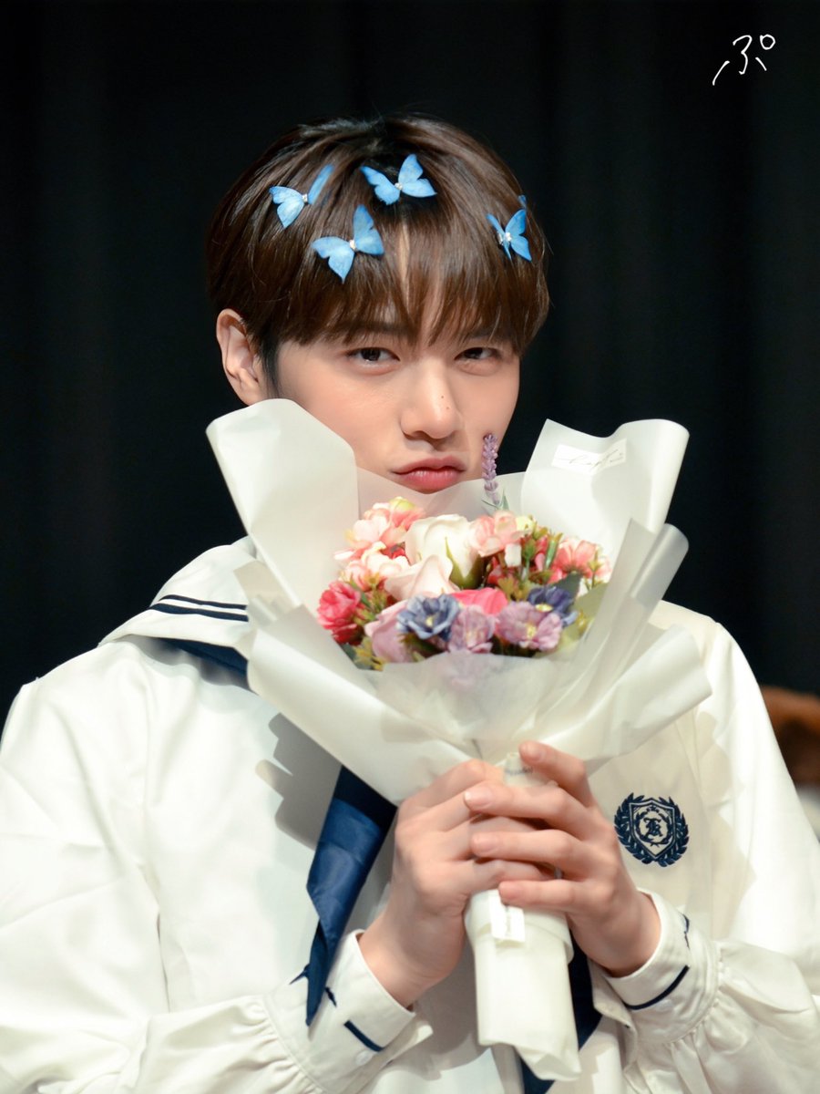 제발… 

#지은호 #은호 #JiEunHo #루네이트 #LUN8