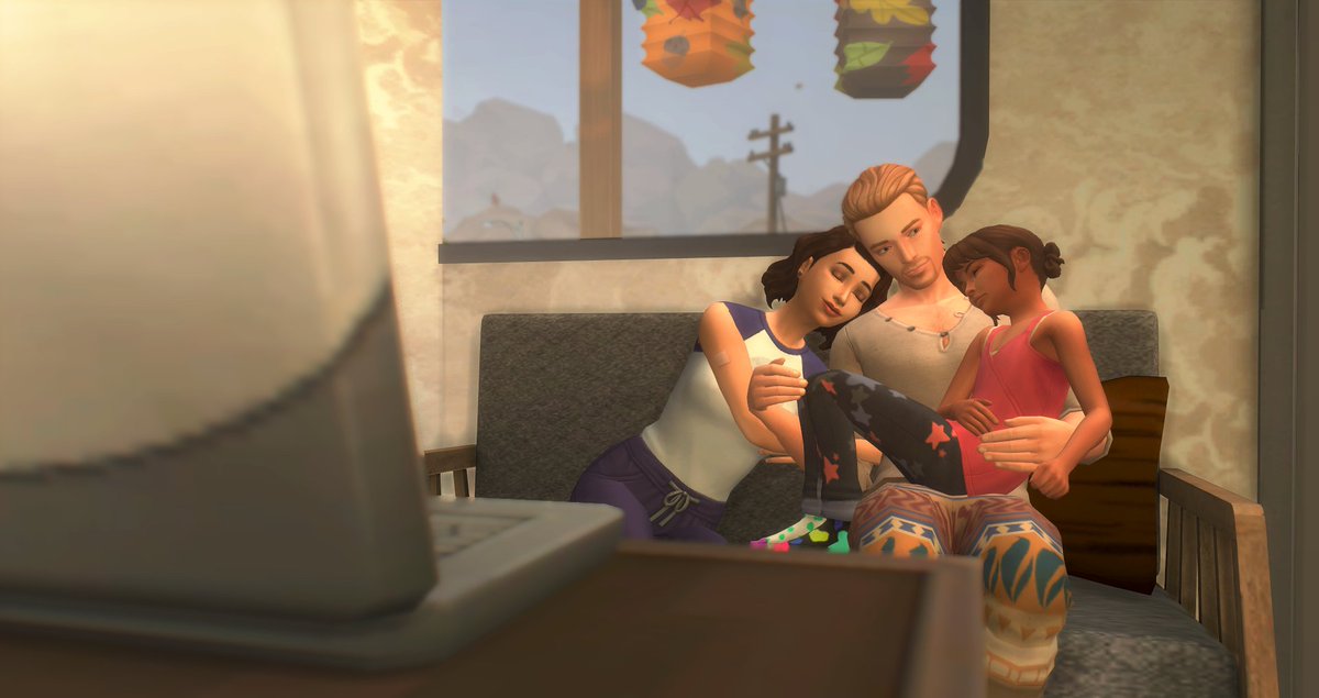 lakesideheights's tweet photo. They had water, electric, a bathhouse with hot showers, and coin laundry. JoJo needed a working fridge and playgrounds, and Maria wished for Wi-Fi and power to charge her laptop.

And to be quite honest, these girls would always get everything they ever asked for from him. https://t.co/iIRSyPz6yX