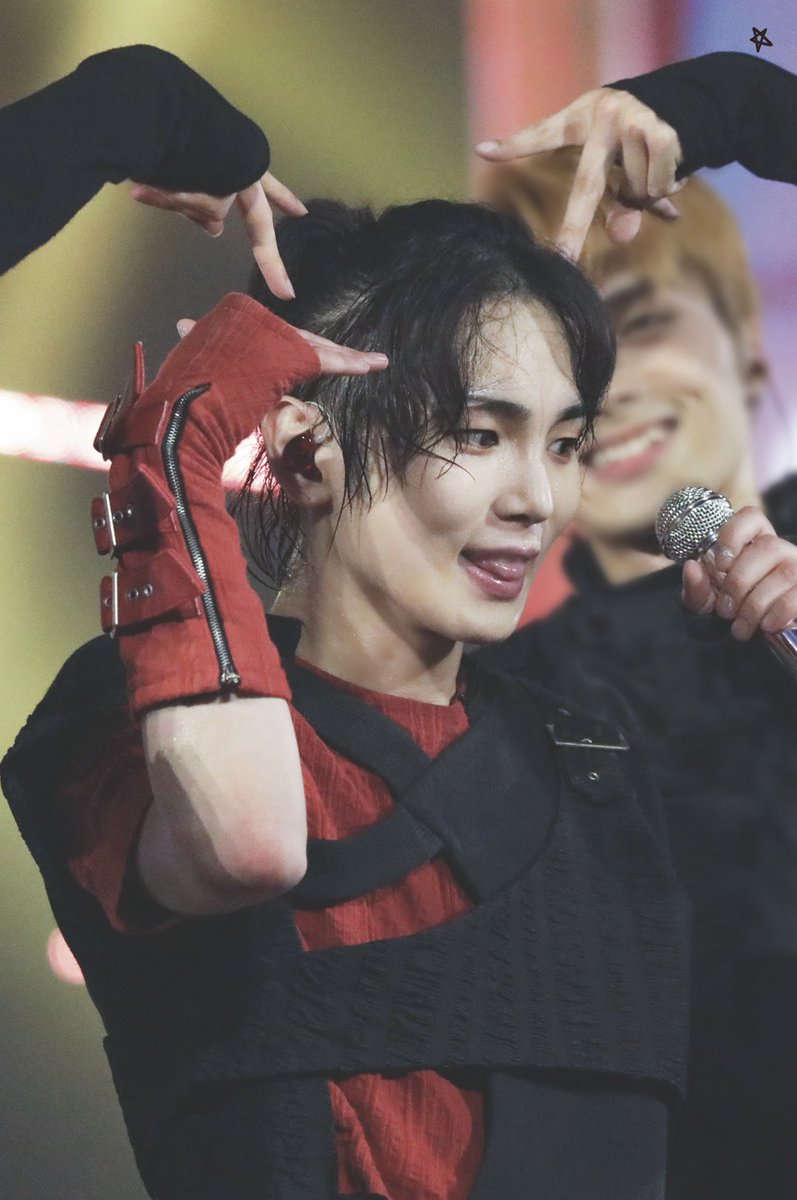 #2024MAMAVOTE #KEY

‼️rt수도 투표 반영됩니다💕