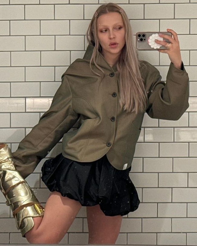 _adererror's tweet image. 