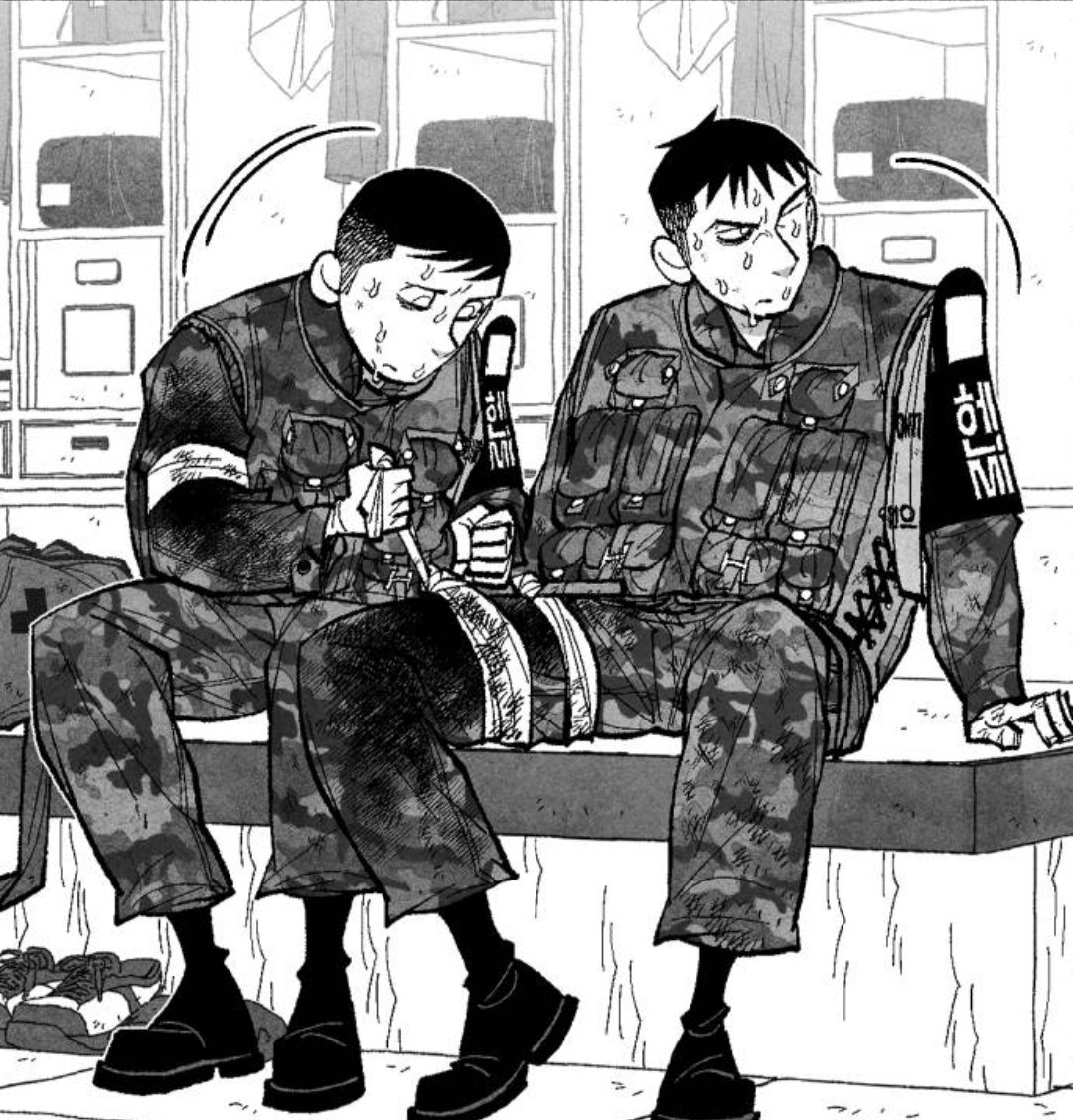 Sungmintongu's tweet photo. 범수가 시온이보다 발목얇음 https://t.co/Q6Vt6phLT1