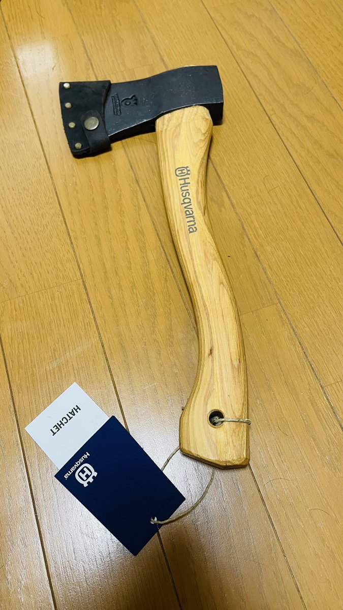 amemi0715's tweet photo. やす吉はハスクバーナの斧を手に入れた！ https://t.co/6HU3FTrway