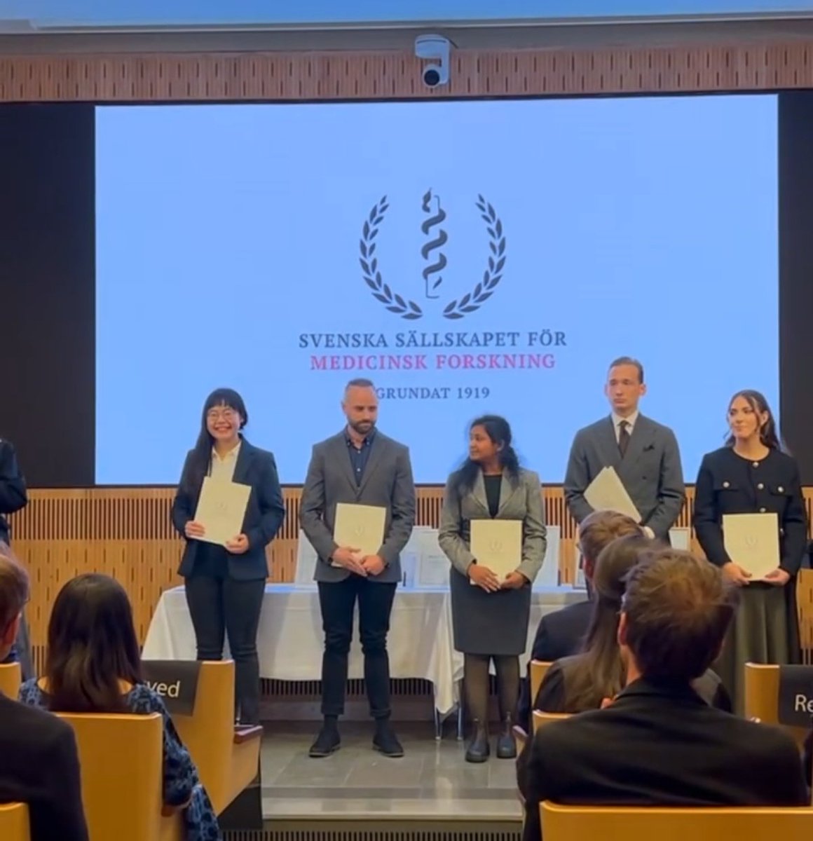gtorrensribot's tweet image. It’s a great honor to receive the SSMF grant from @ssmfgrants and be invited to the ceremony. I had the pleasure of meeting several brilliant researchers and attending an intense and fascinating talk in Swedish
#ResearchCommunity #AcademicLife
#SwedishScience
#Networking