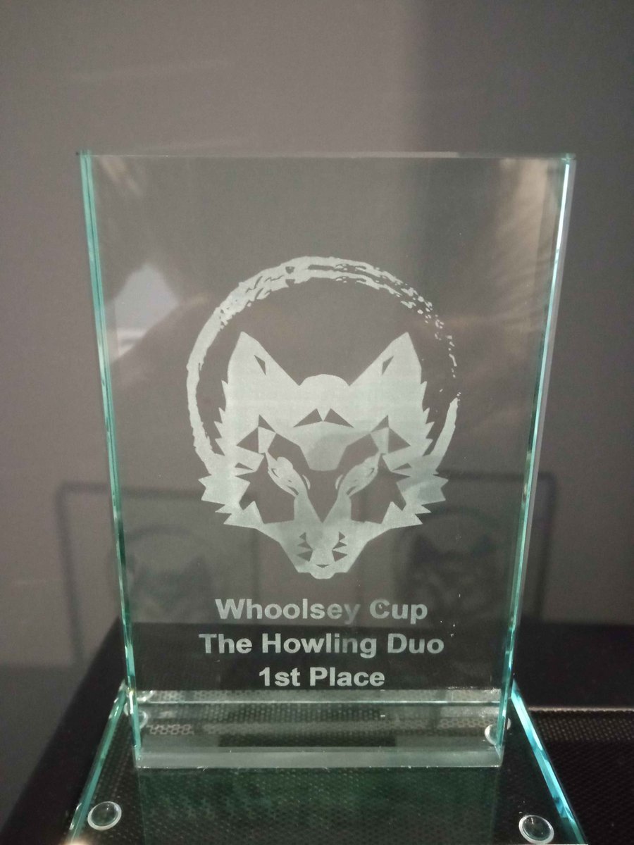 trophy za whoolsey cup <a href="/packmiko/">Packmiko Esports & Influencers</a> trafiło wkoncu do mnie i do <a href="/Michulol3/">Michulol</a> 🫡