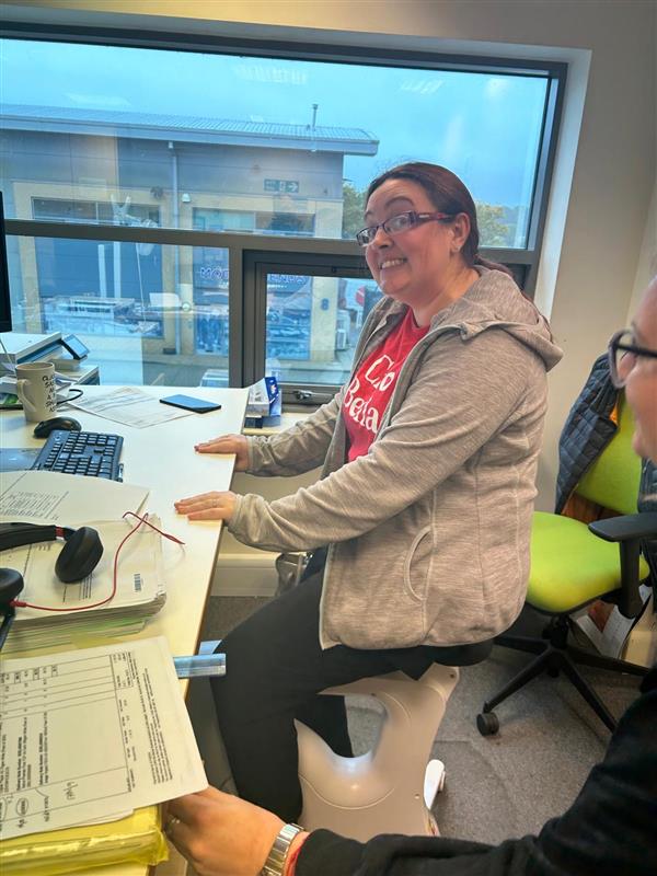 Complete tweet media